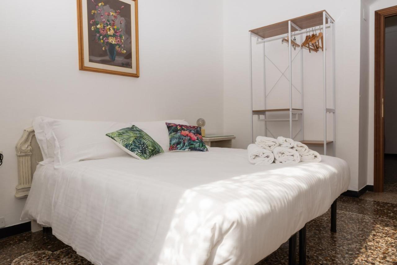 Living Sestri Airport Apartment Genoa Exterior photo